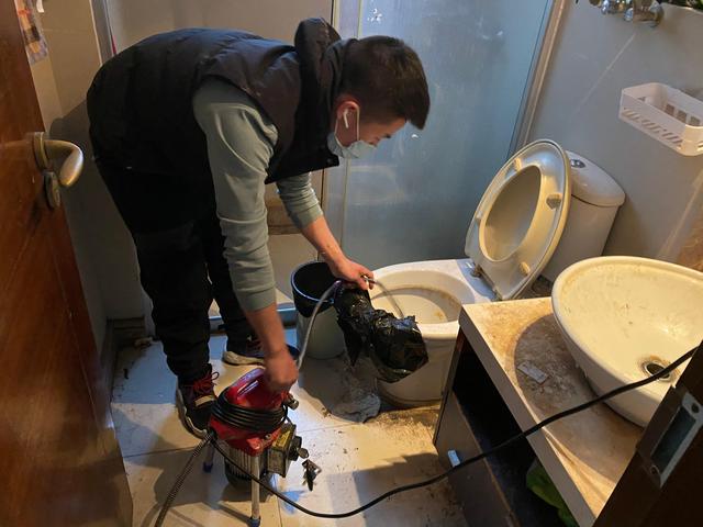 友好马桶疏通-疏通下水道