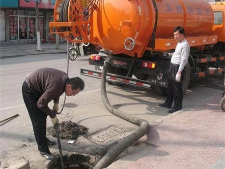 友好清掏化粪池，健康生活从这里开始